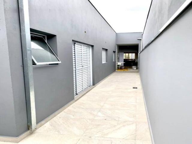 Casa para Venda em São José dos Campos - 3