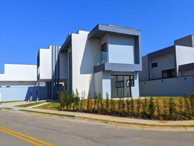 Casa para Venda em São José dos Campos - 2