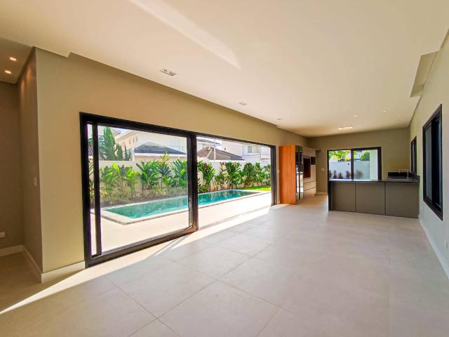 Casa para Venda em São José dos Campos - 4