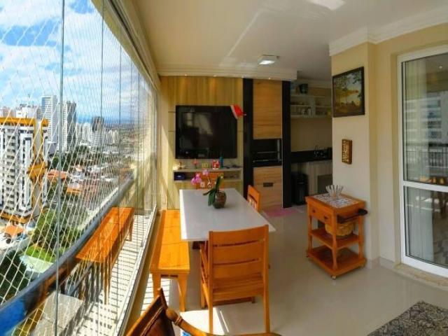 Apartamento para Venda em São José dos Campos - 2