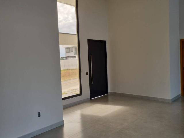 Casa para Venda em São José dos Campos - 3