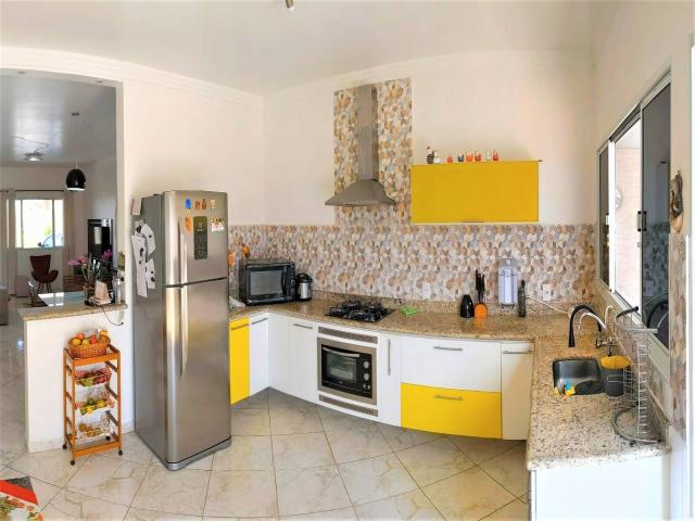 Casa para Venda em São José dos Campos - 4