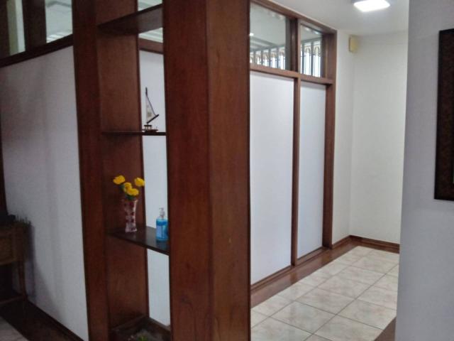 Casa para Venda em São José dos Campos - 4