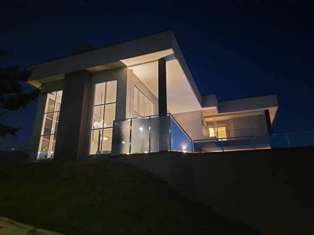 Casa para Venda em São José dos Campos - 4