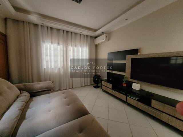 Casa para Venda em São José dos Campos - 2