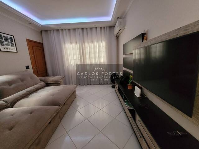 Casa para Venda em São José dos Campos - 3