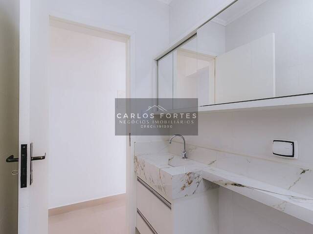 Casa para Venda em São José dos Campos - 5