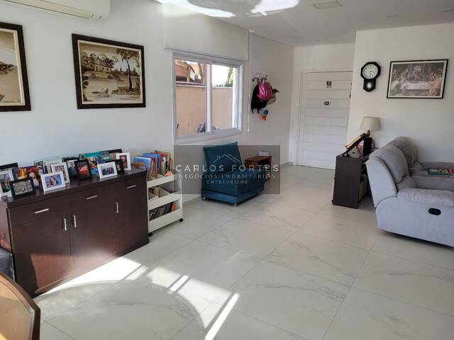 Casa para Venda em São José dos Campos - 4