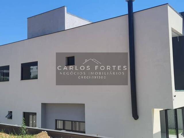 Casa para Venda em São José dos Campos - 4