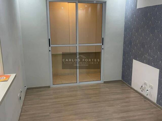 Apartamento para Venda em Jacareí - 2