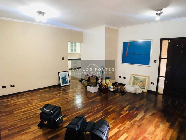 Casa para Venda em São José dos Campos - 4