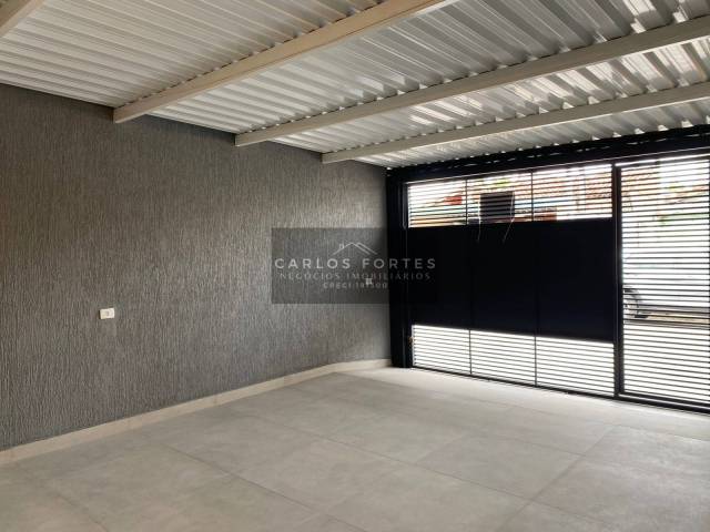 Casa para Venda em São José dos Campos - 4