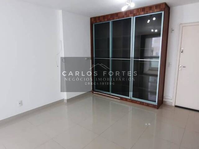 #APV806 - Apartamento para Venda em São José dos Campos - SP - 2