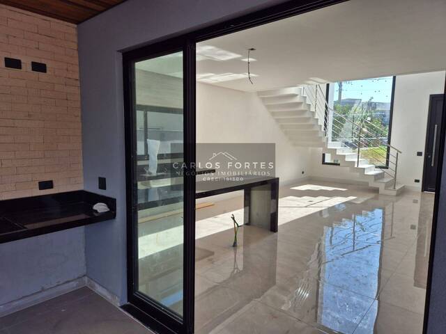 Casa para Venda em São José dos Campos - 5