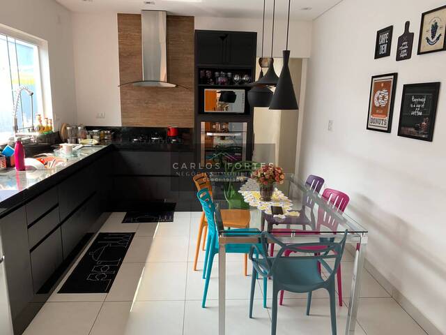 Casa para Venda em São José dos Campos - 5