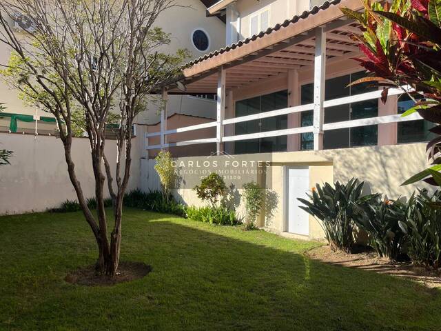 Casa para Venda em São José dos Campos - 3