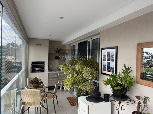 Apartamento para Venda em São José dos Campos - 2
