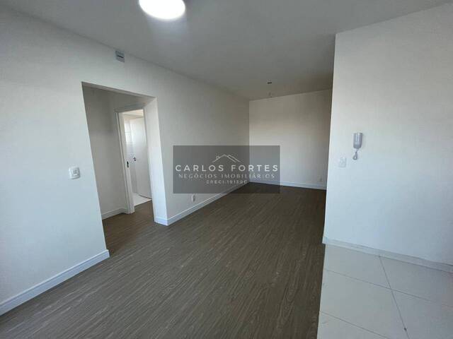 Apartamento para Venda em Jacareí - 2
