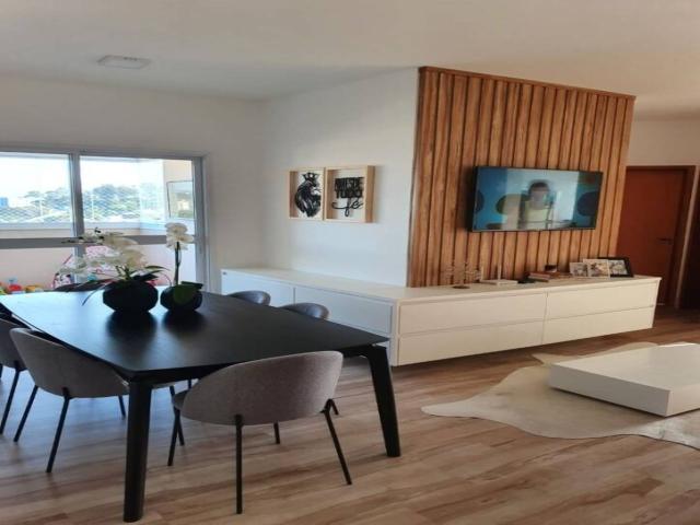 Apartamento para Venda em São José dos Campos - 2