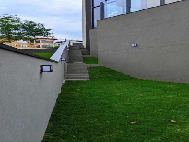 Casa para Venda em São José dos Campos - 4