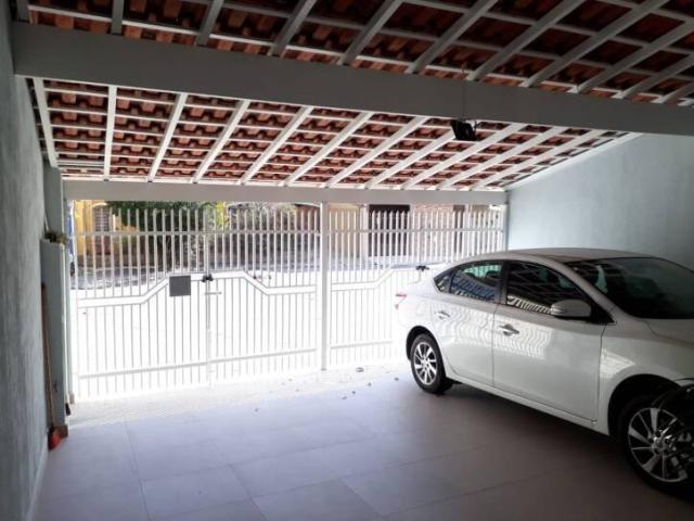 Casa para Venda em São José dos Campos - 3