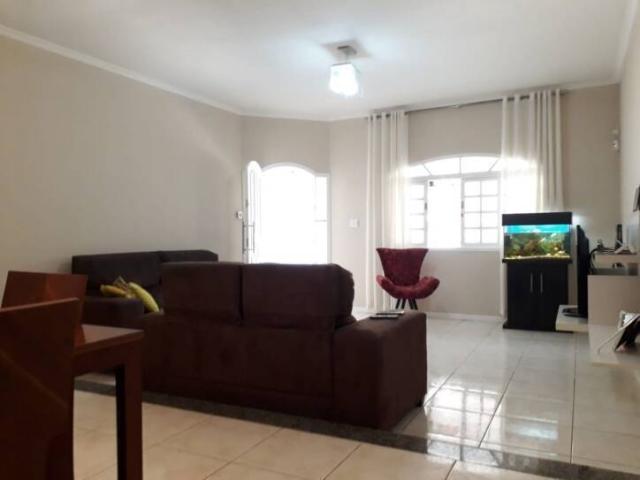 Casa para Venda em São José dos Campos - 5