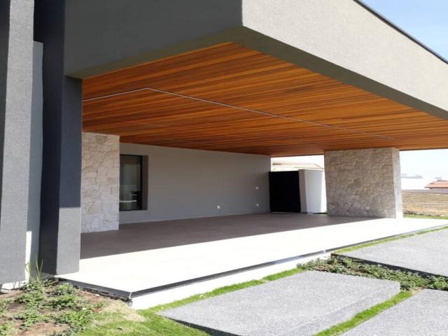 Casa para Venda em São José dos Campos - 4