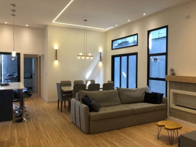 Venda em Parque Residencial Maria Elmira - Caçapava
