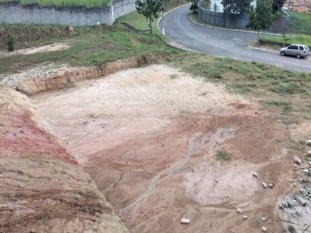Venda em Jardim Terras de Santa Helena - Jacareí