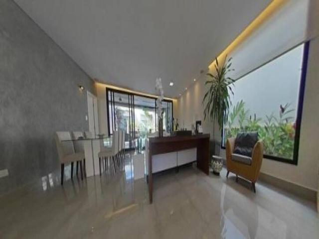 Casa para Venda em São José dos Campos - 2