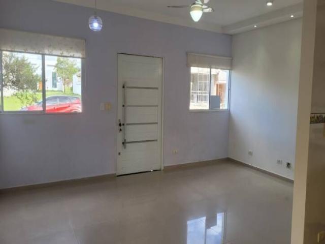 #CA0079 - Casa para Venda em Caçapava - SP - 2