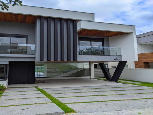 Casa para Venda em São José dos Campos - 4