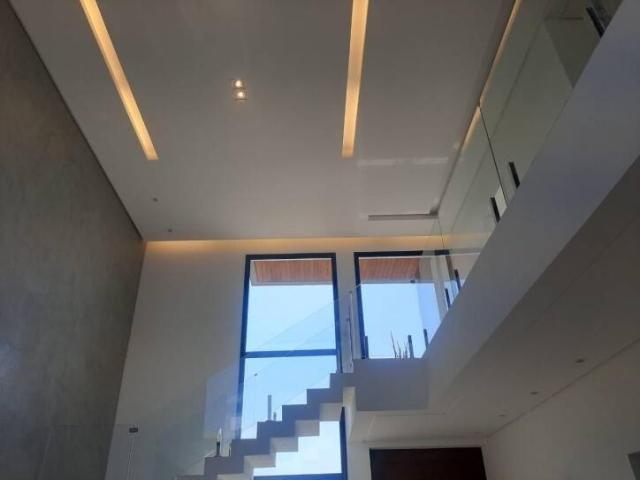 Casa para Venda em São José dos Campos - 4