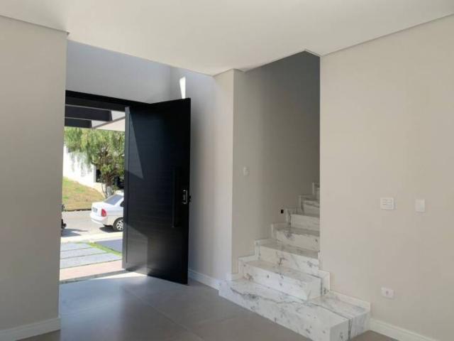 Casa para Venda em São José dos Campos - 3