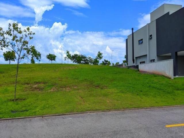 Terreno para Venda em São José dos Campos - 4