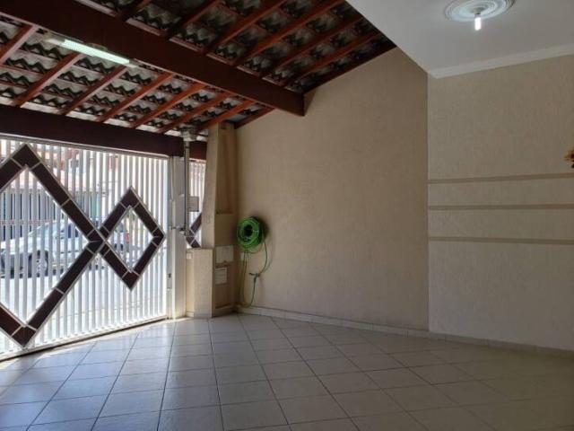Casa para Venda em São José dos Campos - 2