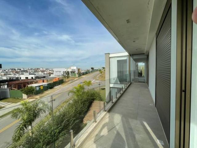 Casa para Venda em São José dos Campos - 4