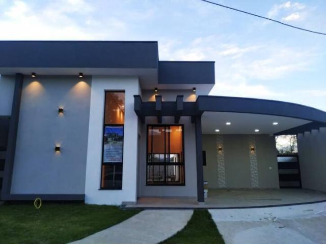 #CA0244 - Casa para Venda em Caçapava - SP - 2