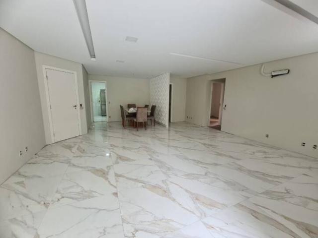 Apartamento para Venda em São José dos Campos - 2