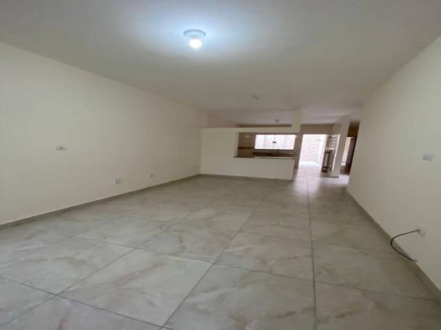 Casa para Venda em Jacareí - 4